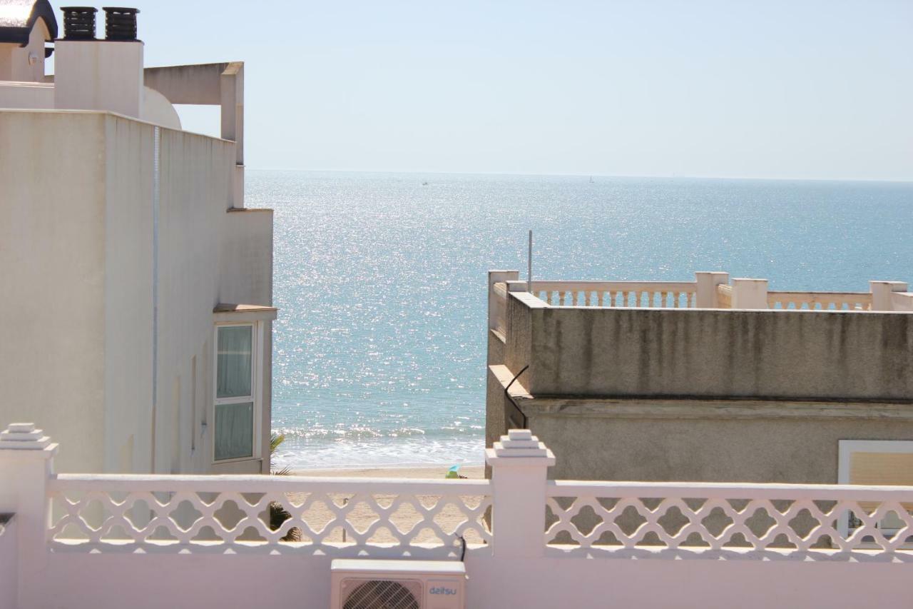 Apartamento Puerta Al Mar Apartment Rota Ngoại thất bức ảnh