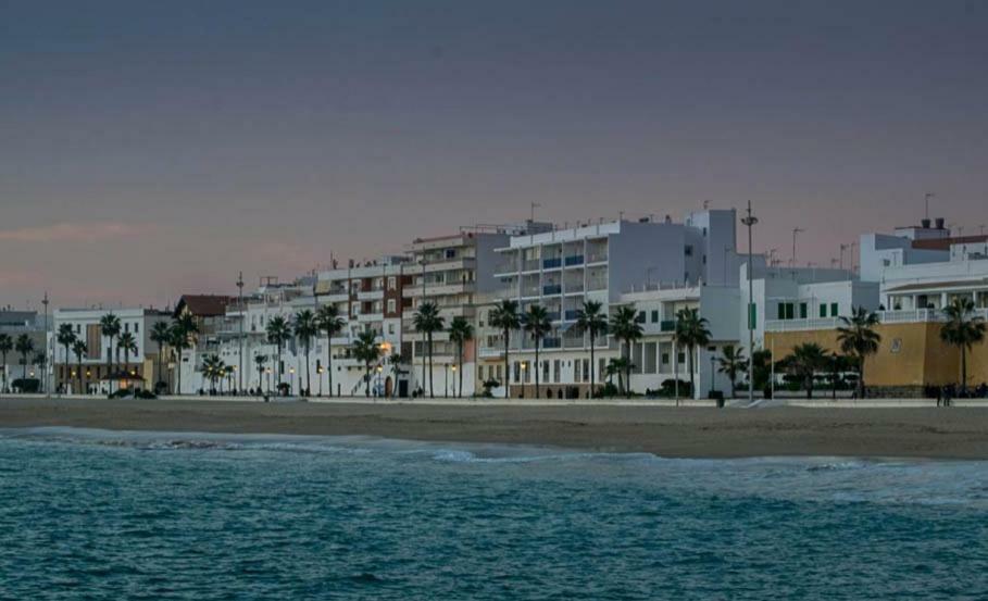 Apartamento Puerta Al Mar Apartment Rota Ngoại thất bức ảnh